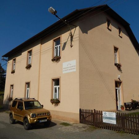 Penzion Manetin U Sv. Barbory Otel Dış mekan fotoğraf
